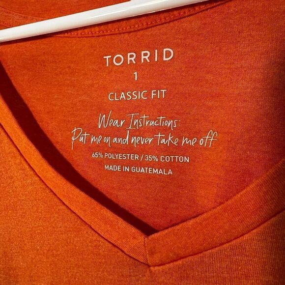 Torrid Womens 1X Thick Thighs Spooky Vibes T Shirt Orange Jersey V Neck Tee - Picture 3 of 6